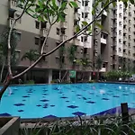 Simply 3Br Apartment At Gateway Ahmad Yani Cicadas By Travelio