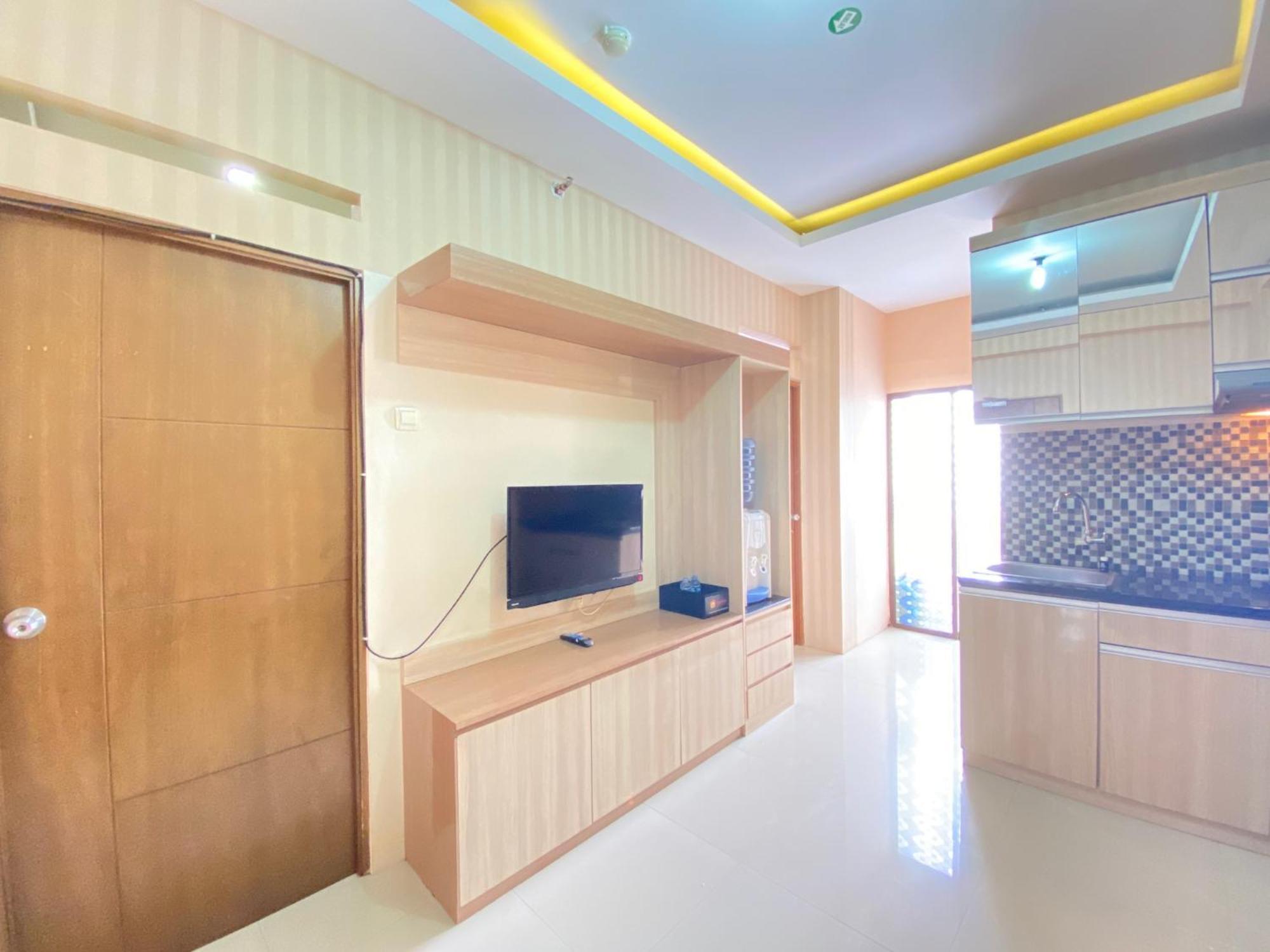 Apartemen Simply 3br At Gateway Ahmad Yani Cicadas By Travelio Bandung