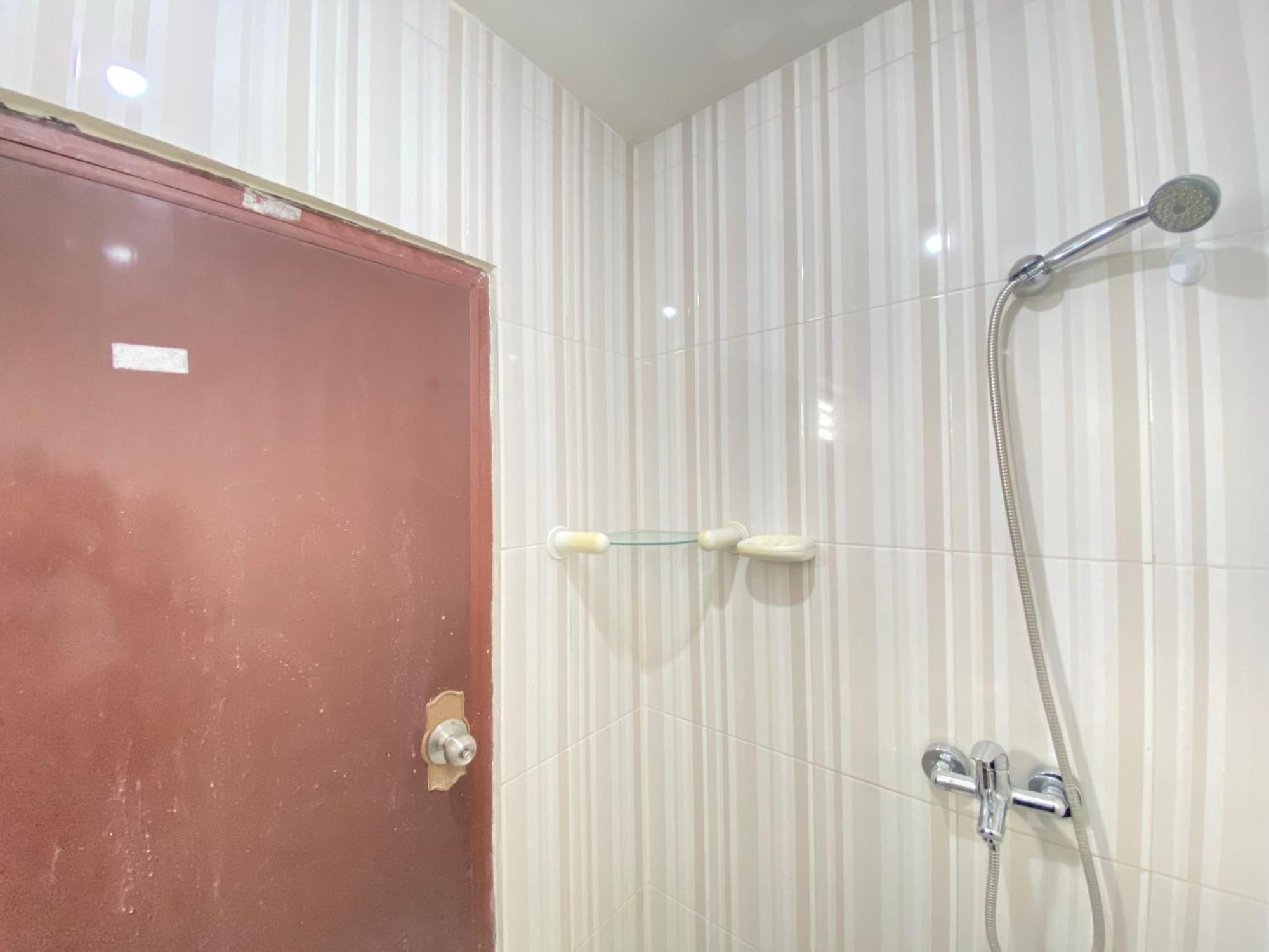Apartemen Simply 3br At Gateway Ahmad Yani Cicadas By Travelio