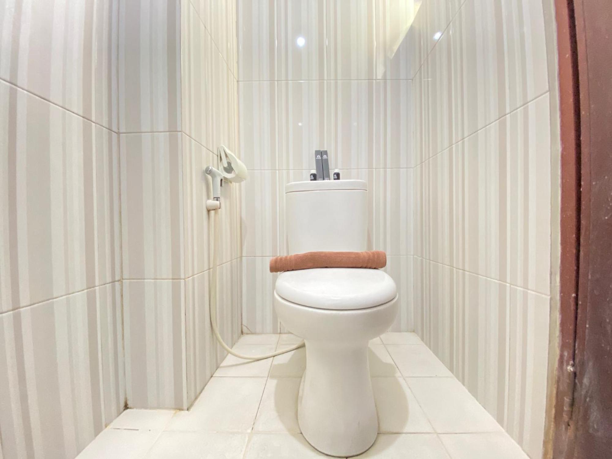 Apartemen Simply 3br At Gateway Ahmad Yani Cicadas By Travelio